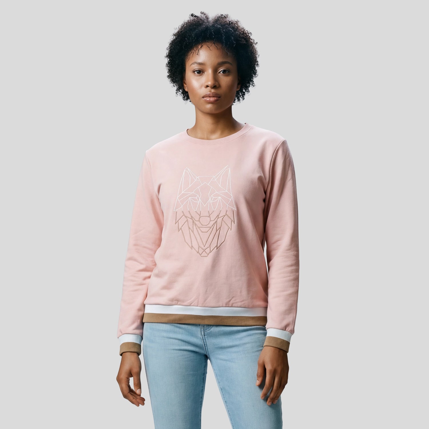 GEO WOLF Logo Sweater - Women